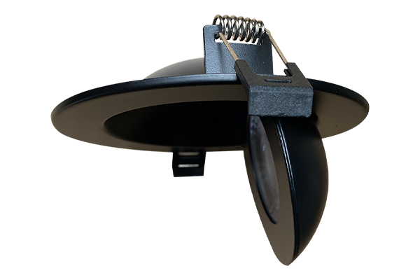 4 and 6'' directional downlight with 5 CCT Selectable